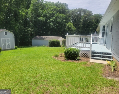 488 Slew Avenue - Photo Thumbnail 2