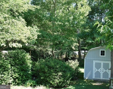 488 Slew Avenue - Photo Thumbnail 9