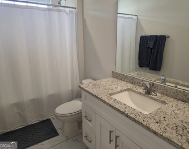 541 Governor Treutlen Circle - Photo Thumbnail 12