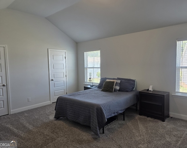 541 Governor Treutlen Circle - Photo Thumbnail 17