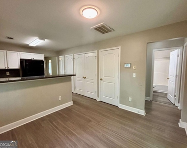 2595 Elliott Street Nw - Photo Thumbnail 7