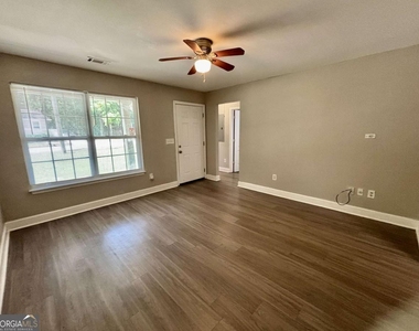 2595 Elliott Street Nw - Photo Thumbnail 6