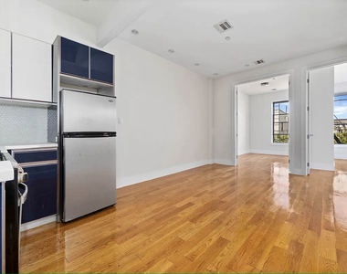 751 Dekalb Avenue - Photo Thumbnail 5