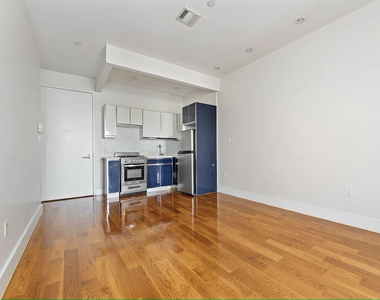 751 Dekalb Avenue - Photo Thumbnail 2