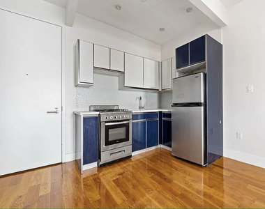 751 Dekalb Avenue - Photo Thumbnail 4