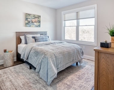246 Main St - Photo Thumbnail 17