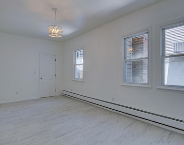 19 Bayview Avenue - Photo Thumbnail 46