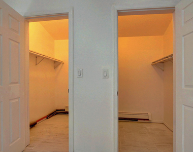 19 Bayview Avenue - Photo Thumbnail 28