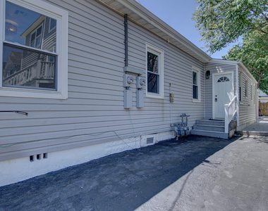 19 Bayview Avenue - Photo Thumbnail 25