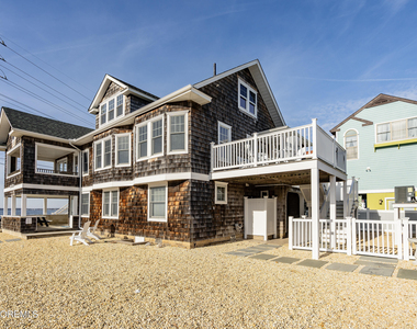 600 N Bayview Avenue - Photo Thumbnail 18