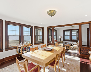 600 N Bayview Avenue - Photo Thumbnail 1