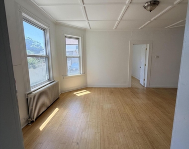 44 Norwood Avenue - Photo Thumbnail 5