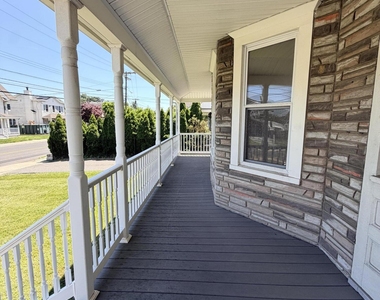 44 Norwood Avenue - Photo Thumbnail 1