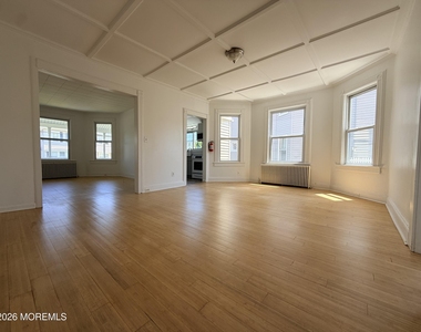 44 Norwood Avenue - Photo Thumbnail 3