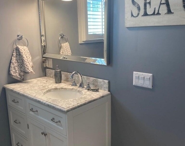 703 Boston Boulevard - Photo Thumbnail 25