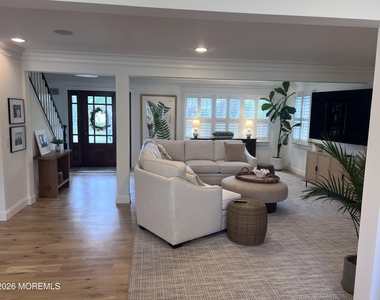 703 Boston Boulevard - Photo Thumbnail 1