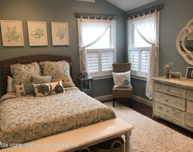 703 Boston Boulevard - Photo Thumbnail 21