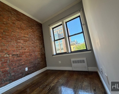 West 14th Street - Photo Thumbnail 2