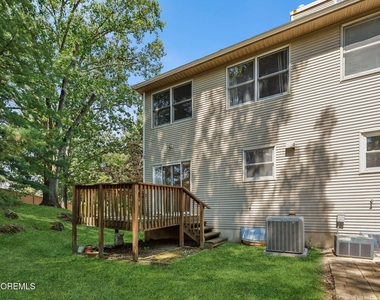 157 Northampton Drive - Photo Thumbnail 46
