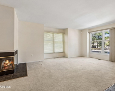 157 Northampton Drive - Photo Thumbnail 5