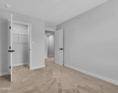 9 Foxwood Drive - Photo Thumbnail 25