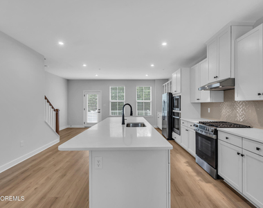 9 Foxwood Drive - Photo Thumbnail 9