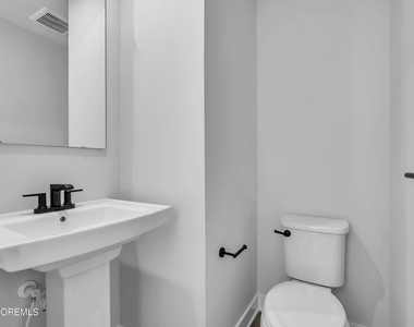 9 Foxwood Drive - Photo Thumbnail 16