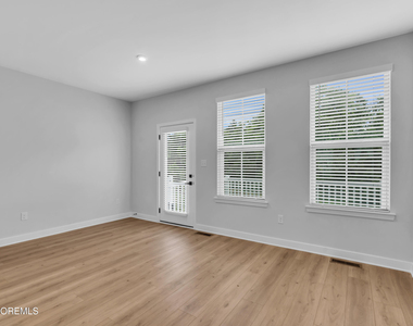 9 Foxwood Drive - Photo Thumbnail 13