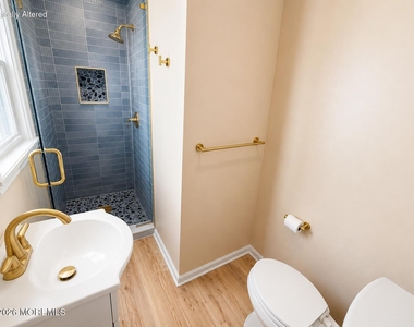 300 Coolidge Avenue - Photo Thumbnail 10