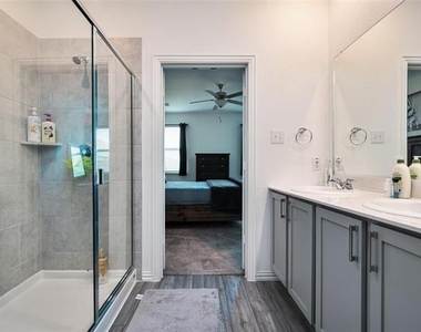 635 Beltrand Lane - Photo Thumbnail 15