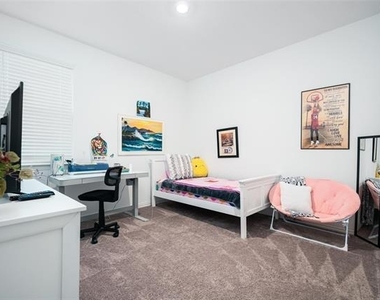 635 Beltrand Lane - Photo Thumbnail 21