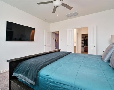 635 Beltrand Lane - Photo Thumbnail 12