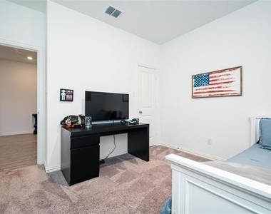635 Beltrand Lane - Photo Thumbnail 19