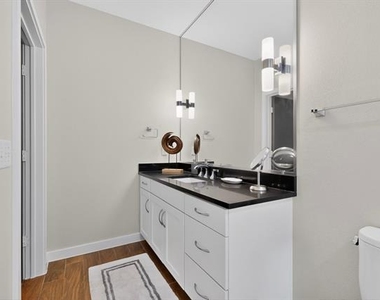 5609 Smu Boulevard - Photo Thumbnail 26