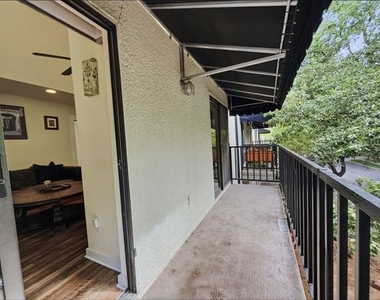 4402 Holland Avenue - Photo Thumbnail 6