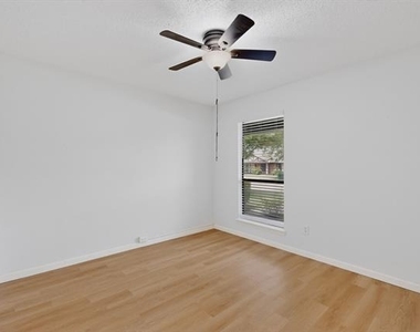 312 Cole Street - Photo Thumbnail 21