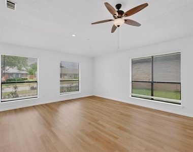 312 Cole Street - Photo Thumbnail 5