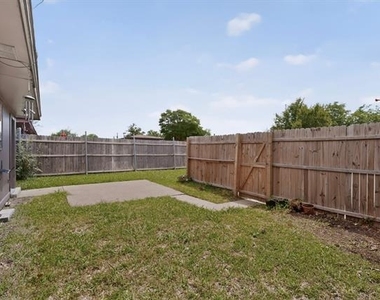 312 Cole Street - Photo Thumbnail 26