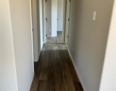 236 Archer Way - Photo Thumbnail 15