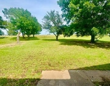 938 County Rd 3341 - Photo Thumbnail 12
