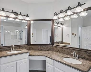 800 Texana Drive - Photo Thumbnail 20