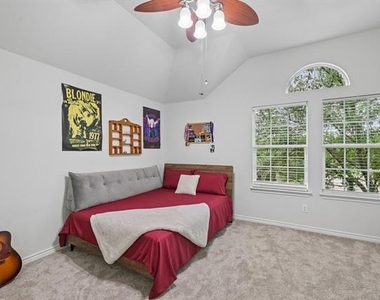 800 Texana Drive - Photo Thumbnail 26