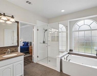 800 Texana Drive - Photo Thumbnail 22