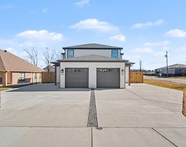 3163 Karen Street - Photo Thumbnail 21