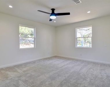 5549 Sam Calloway Road - Photo Thumbnail 16