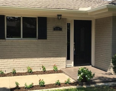 2521 Brennan Drive - Photo Thumbnail 23