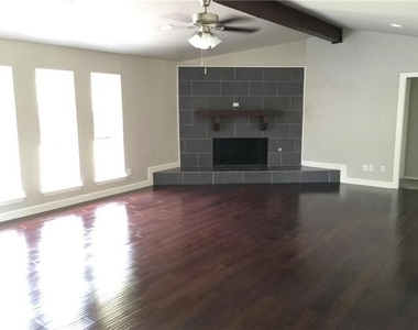 2521 Brennan Drive - Photo Thumbnail 8