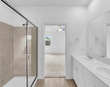 8425 Honeylocust Street - Photo Thumbnail 24