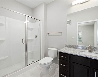2551 N Guadalupe Street - Photo Thumbnail 11