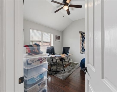2616 Pine Trail Drive - Photo Thumbnail 17